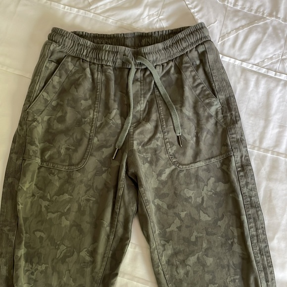 Athleta Farallon Jogger - Picture 4 of 6